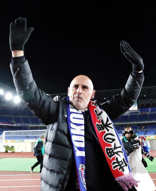 包含贵州队新晋主帅掌舵，球队表现焕然一新的词条