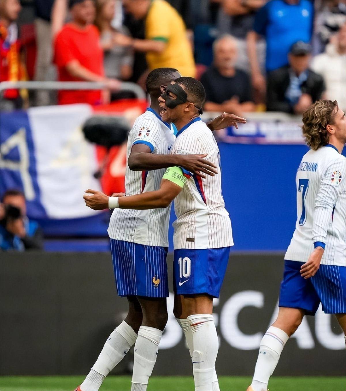 开云体育app-法国成功进入半决赛，击败对手晋级