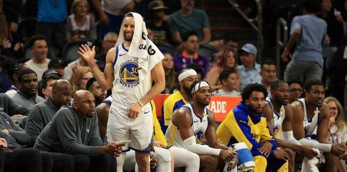 关于瓦朗谢纳队在比赛中坚持到最后一刻，赢得关键比赛的信息