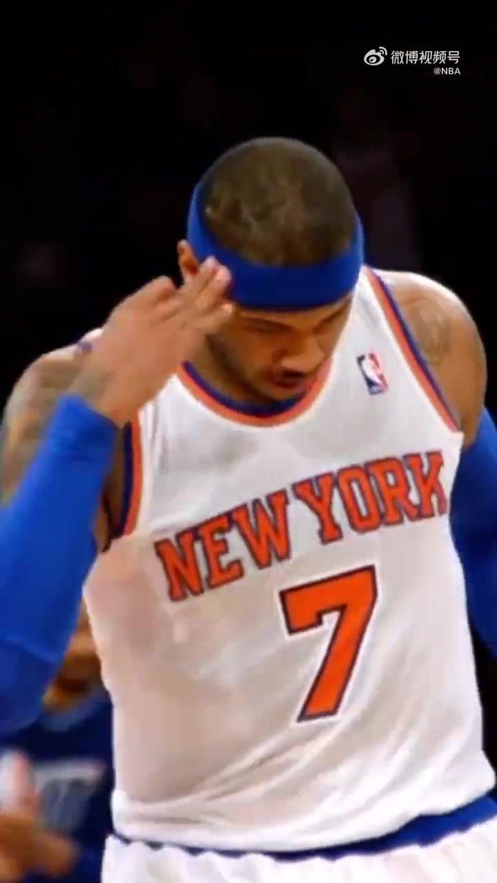 -篮球明星宣布退役，感谢球迷支持