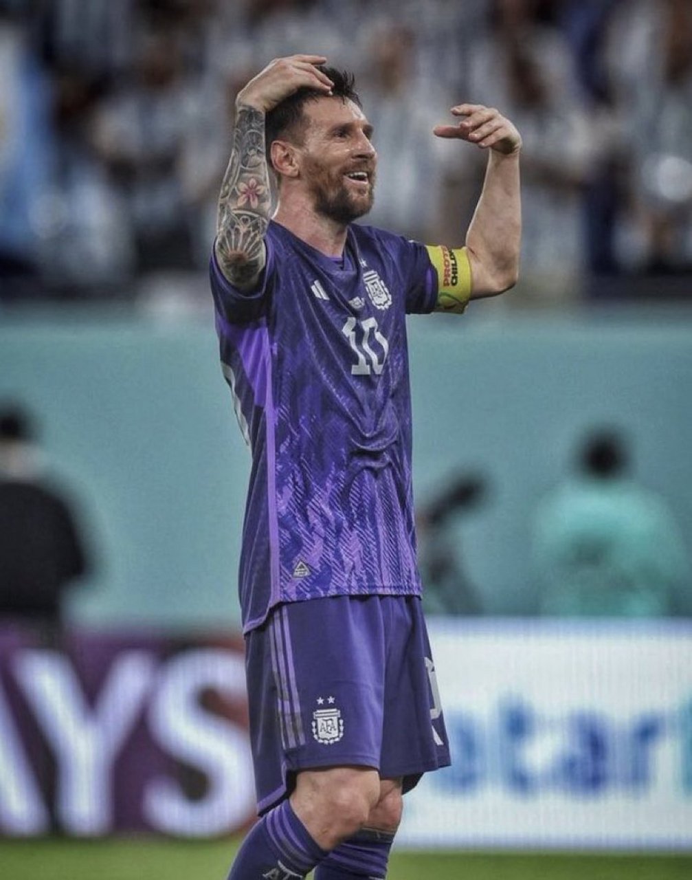 开云下载-巴塞罗那重返榜首，梅西球助球队获胜