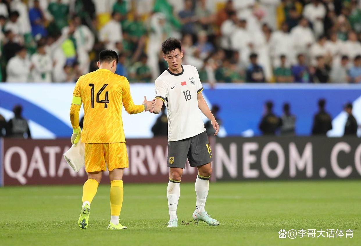 关于欧预赛比赛激发球迷热情,场上拼尽全力的信息 关于欧预赛比赛激发球迷热情,场上拼尽全力的信息