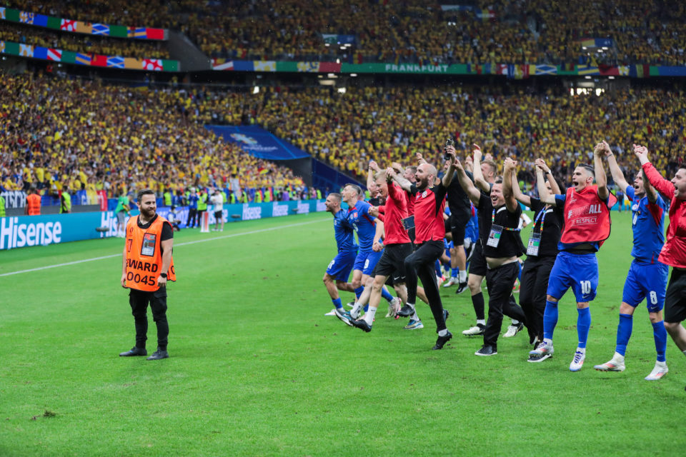 开云下载-荷兰惊险胜斯洛伐克，晋级欧洲杯半决赛！