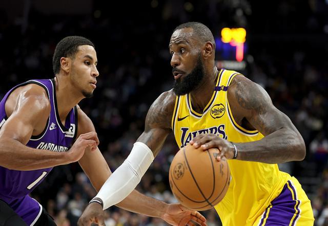 湖人力克对手,詹姆斯领军取胜 湖人力克对手,詹姆斯领军取胜