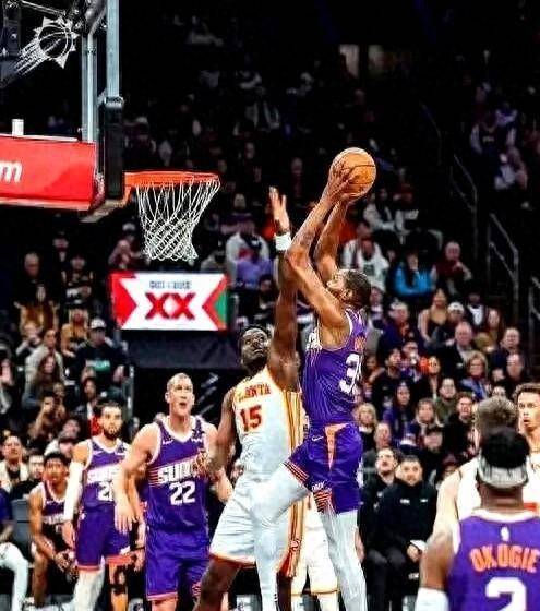 老鹰主场大胜开拓者,领先西部半决赛 老鹰主场大胜开拓者,领先西部半决赛