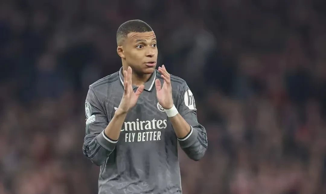 阿森纳豪取三分,保持胜利势头 阿森纳豪取三分,保持胜利势头