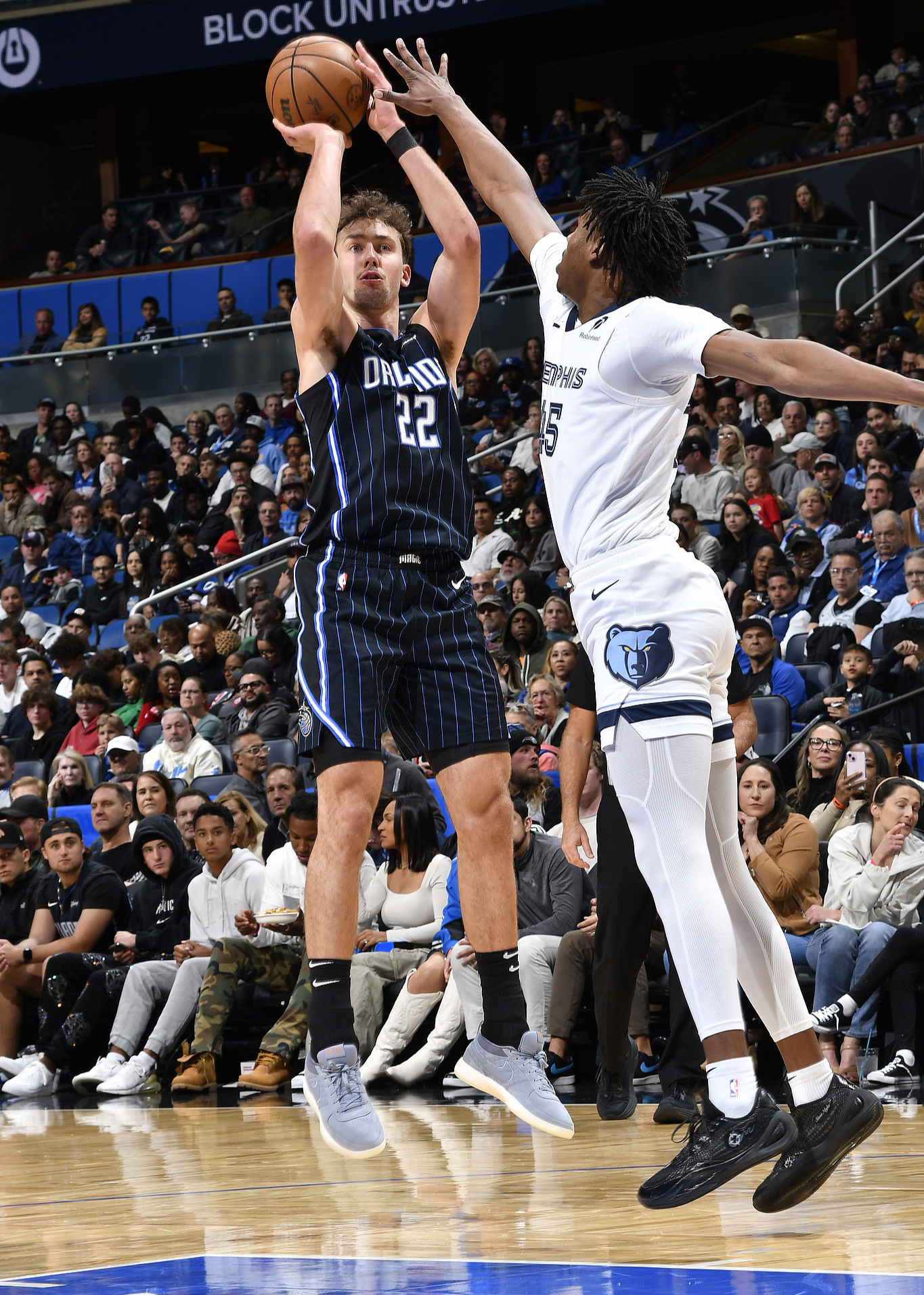 包含灰熊队客场挑战篮网队，全队备战充分迎来硬仗的词条