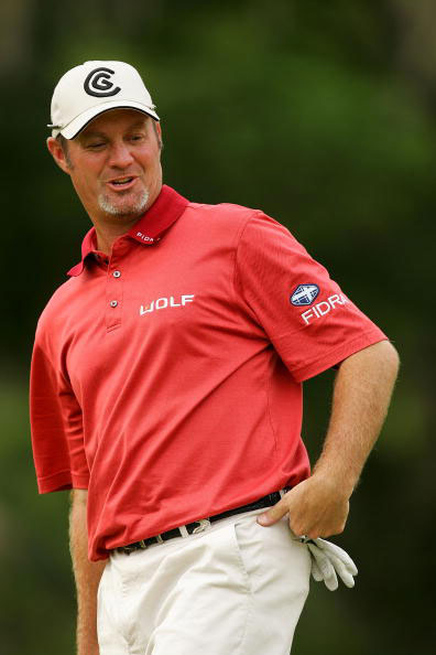 轻松赢得胜利，球队稳拿三分