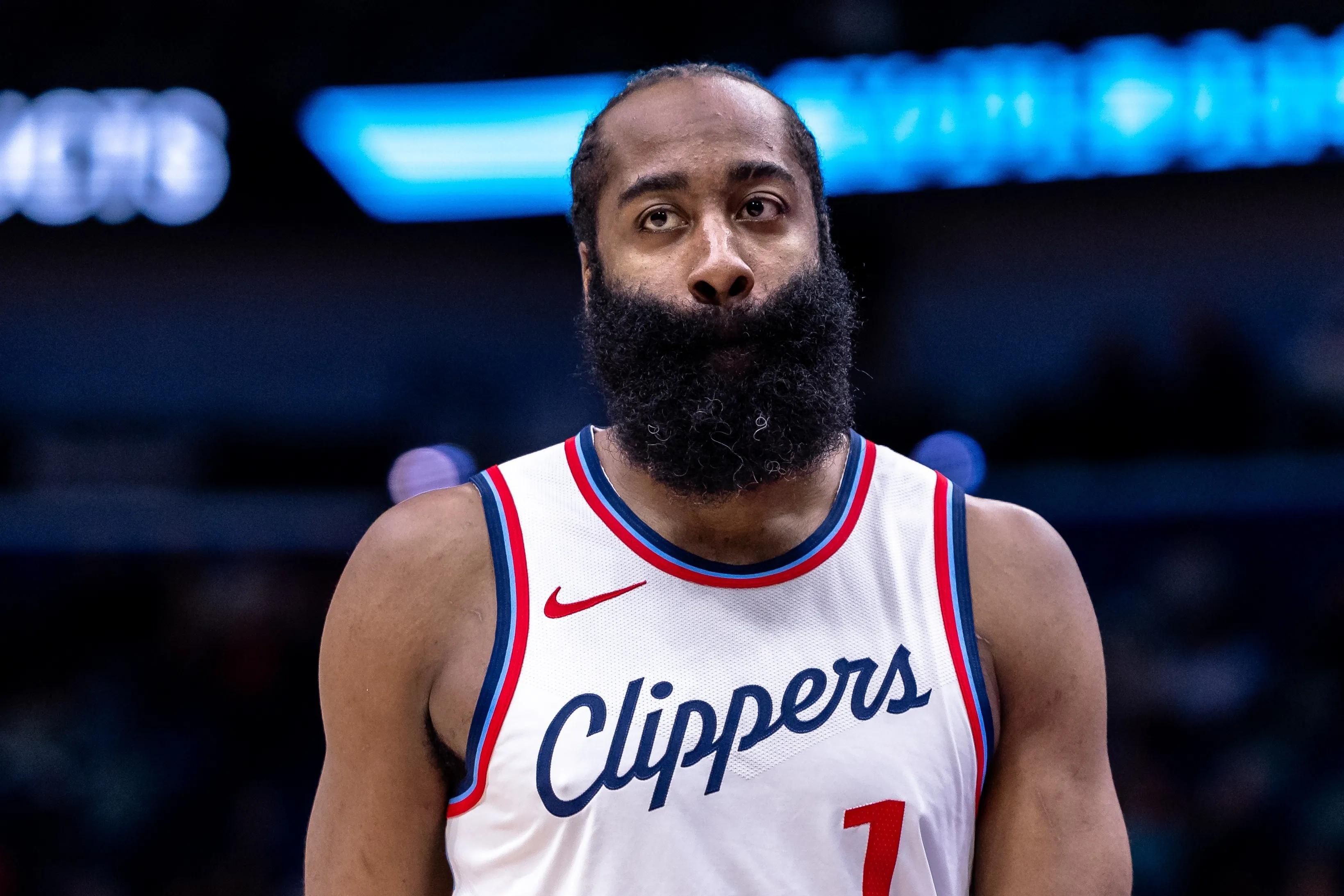 开云体育登录-快船负于掘金，戴维斯无力回天的简单介绍