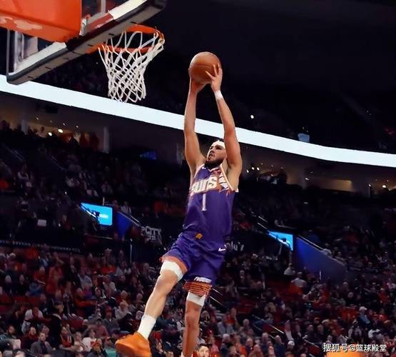 开云体育入口-关于太阳主场击败爵士，布克33分力挽狂澜的信息