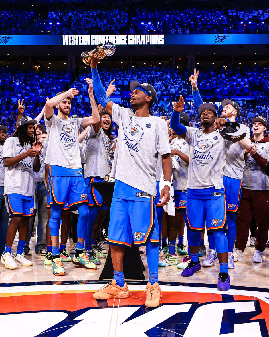 尼克斯大胜雷霆，巴恩斯表现出色