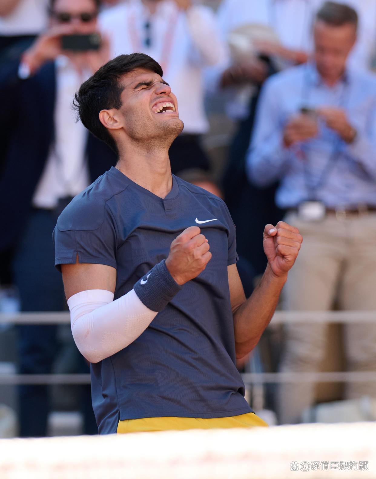 ATP总决赛鏖战戴维斯杯,辛纳状态火热的简单介绍 ATP总决赛鏖战戴维斯杯,辛纳状态火热的简单介绍