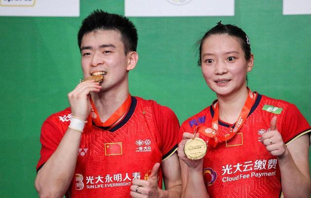 -丹麦队翻盘日本队，郑思维状态火热