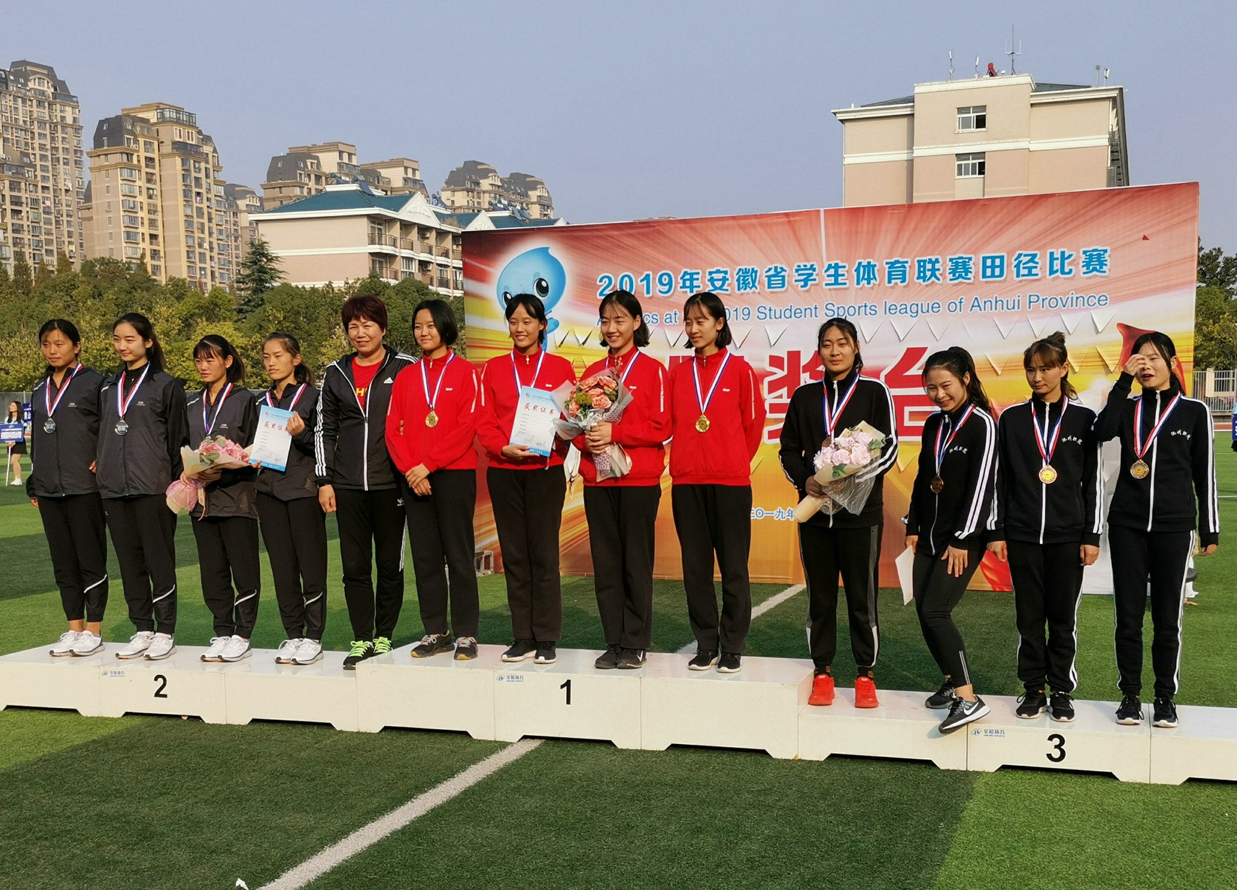 安徽队以稳定表现获得胜利,稳操胜券 安徽队以稳定表现获得胜利,稳操胜券