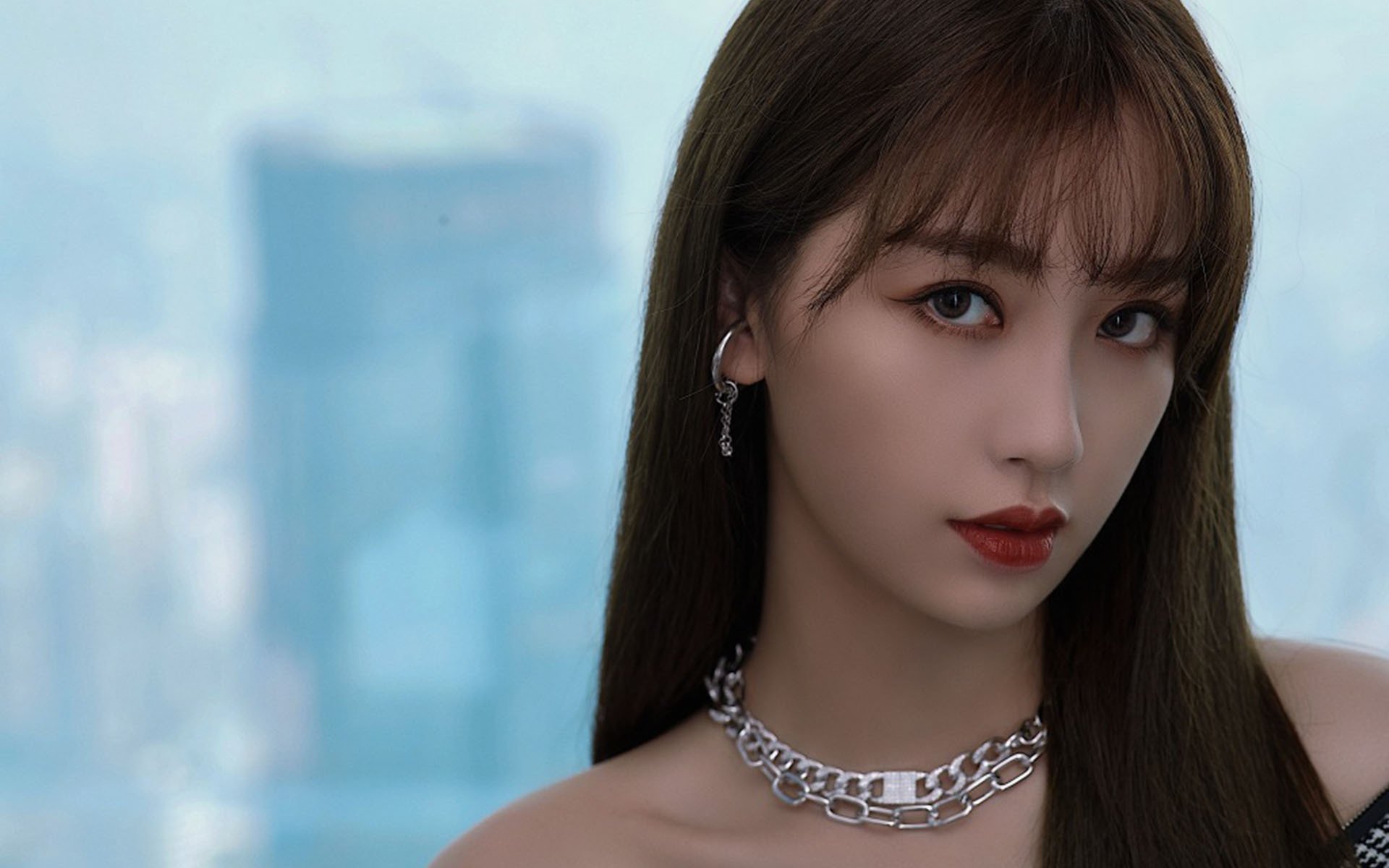 赛道即球场，当克莱于F1狂飙突进，北京队已在另一个世界击落火箭