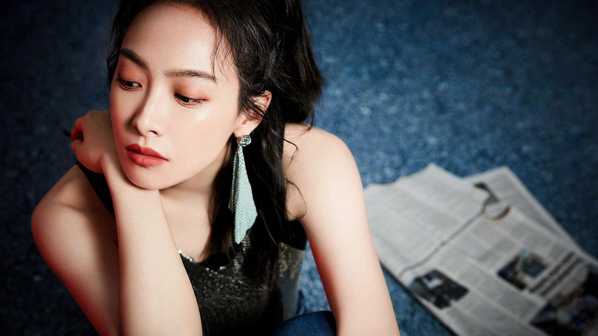 阿尔瓦雷斯一锤定音!马赛关键战1-0力克哥伦比亚劲旅,欧冠之路豁然开朗