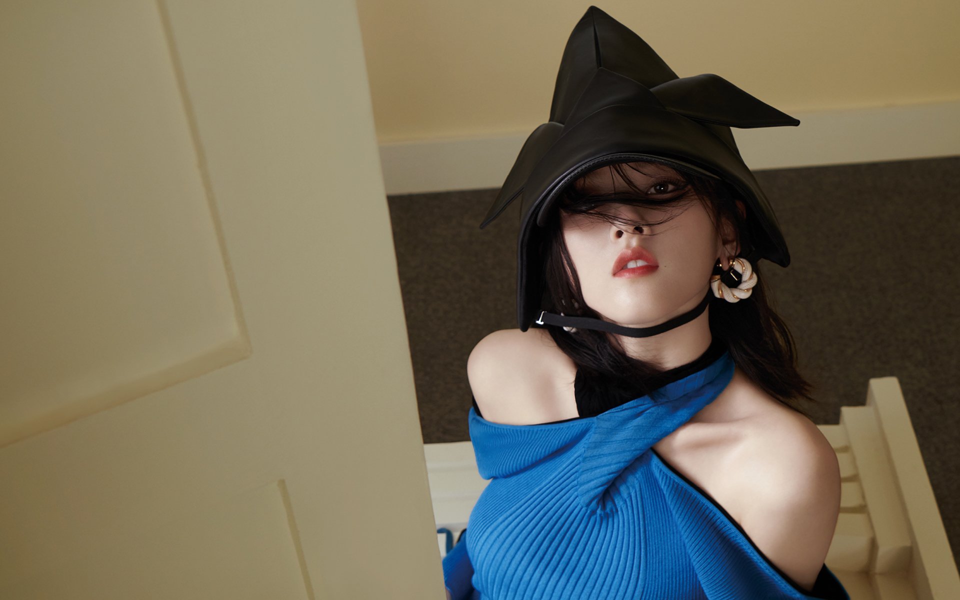 F1冰火赛道与足球圣殿，德布劳内那脚穿越时空的制胜球