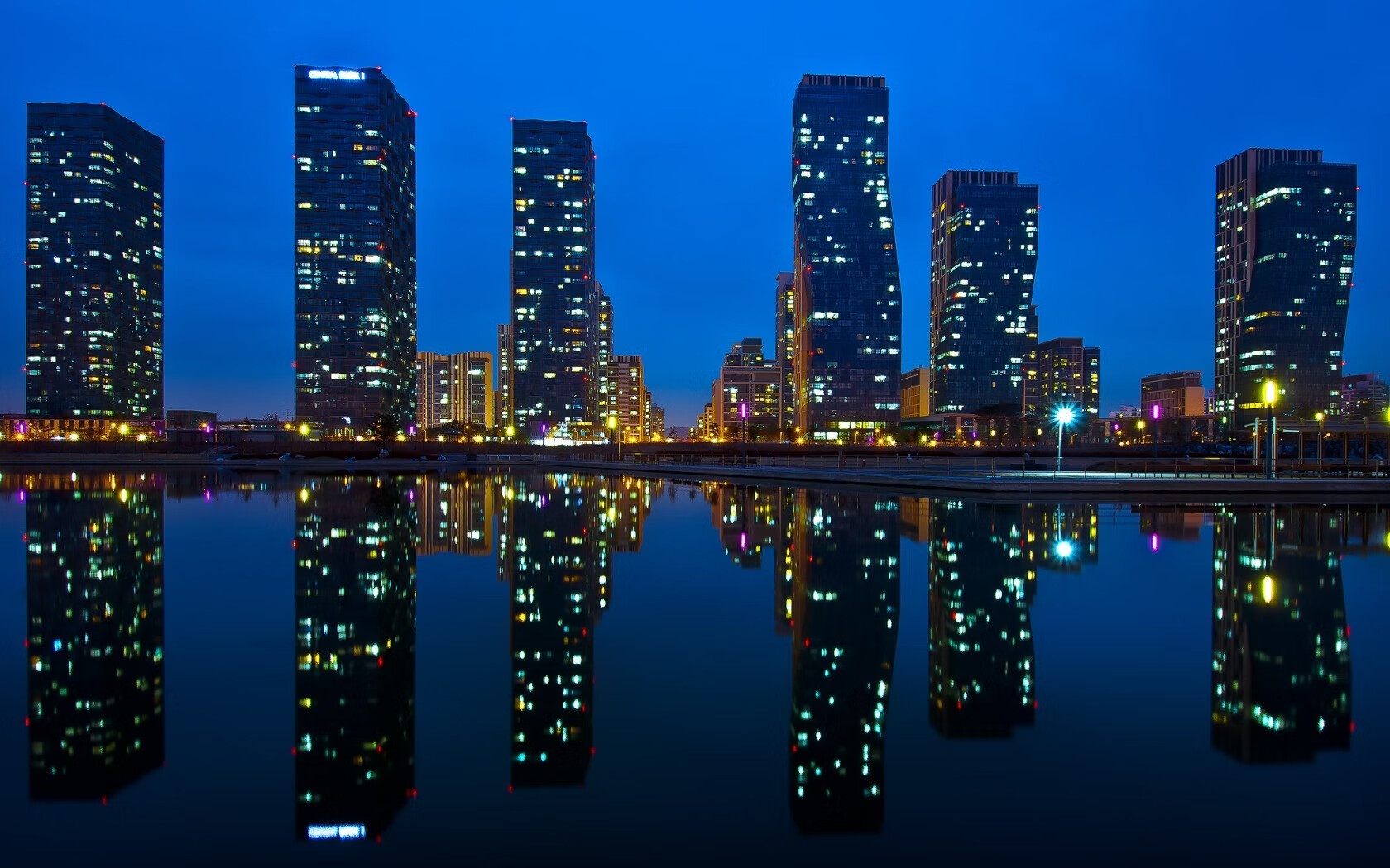 赛场如奥运，比利时压制拜仁的周期关键战启示录