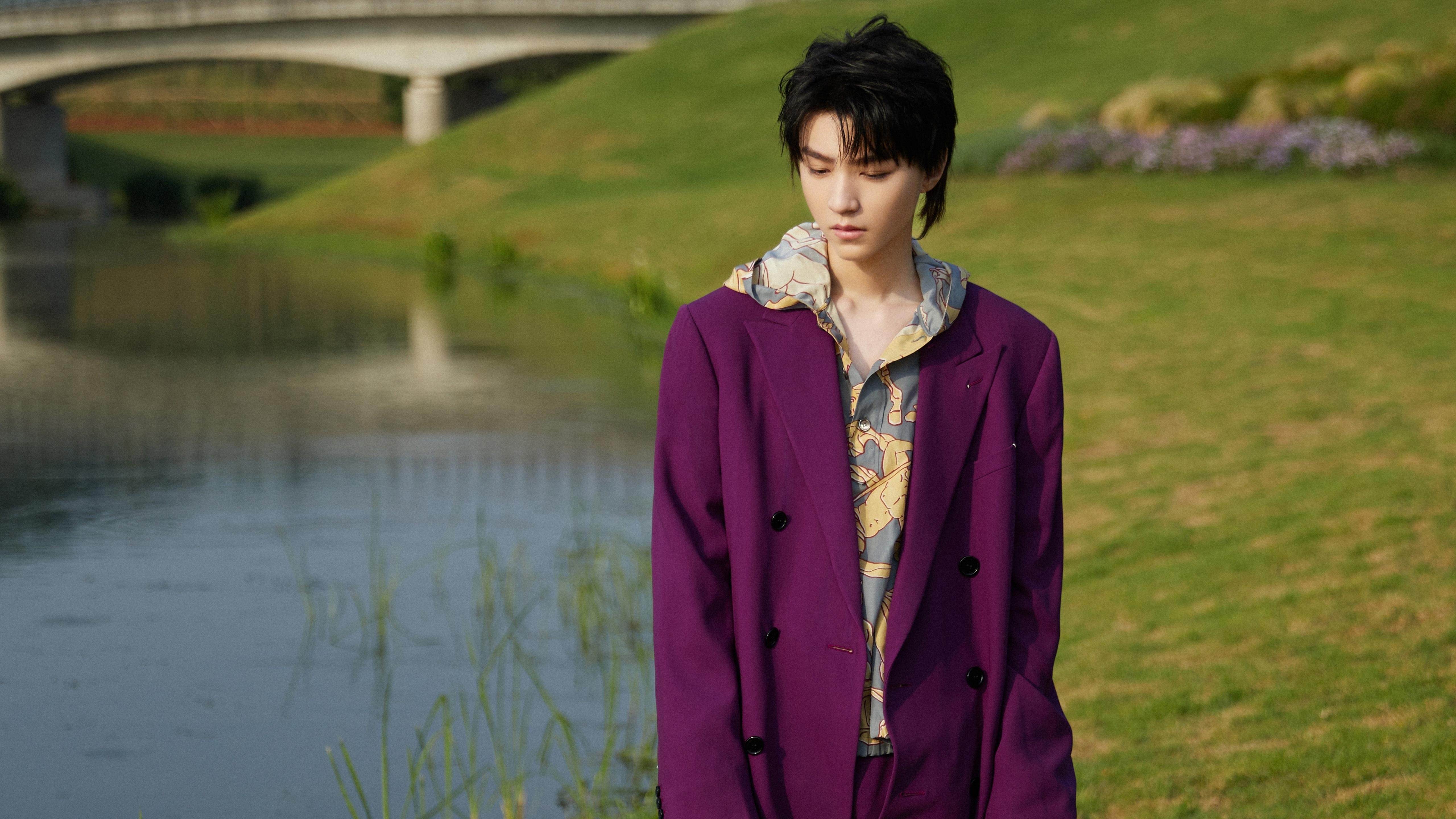 红魔风暴席卷三狮,亚平宁闪电刺破长空—现代足球的双重变奏